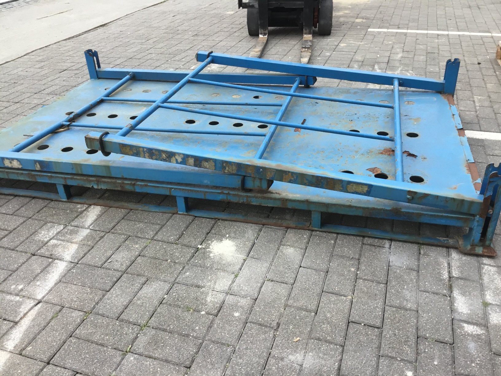 Stapelpallet, Doe-het-zelf en Bouw, Ophalen, Zo goed als nieuw