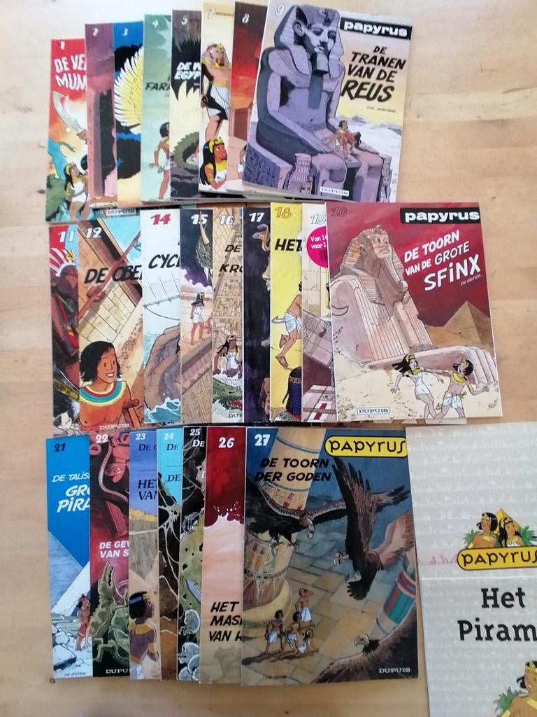 25 x papyrus strip reeks. Heel goede staat, Ophalen