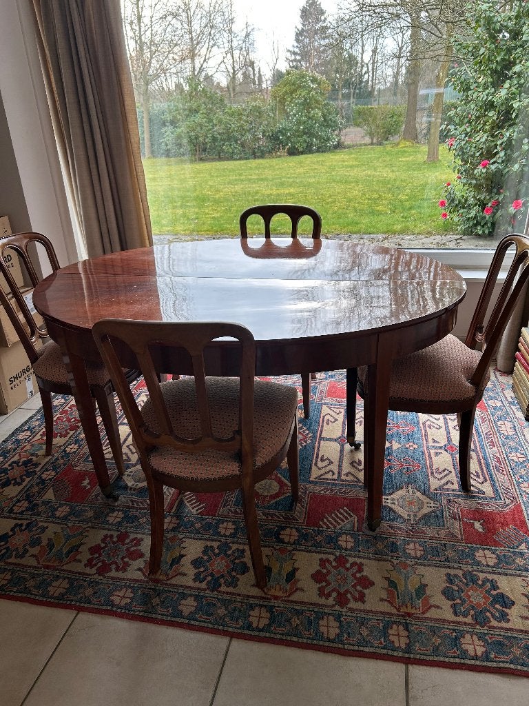 8 chaises anciennes en noyer, Enlèvement