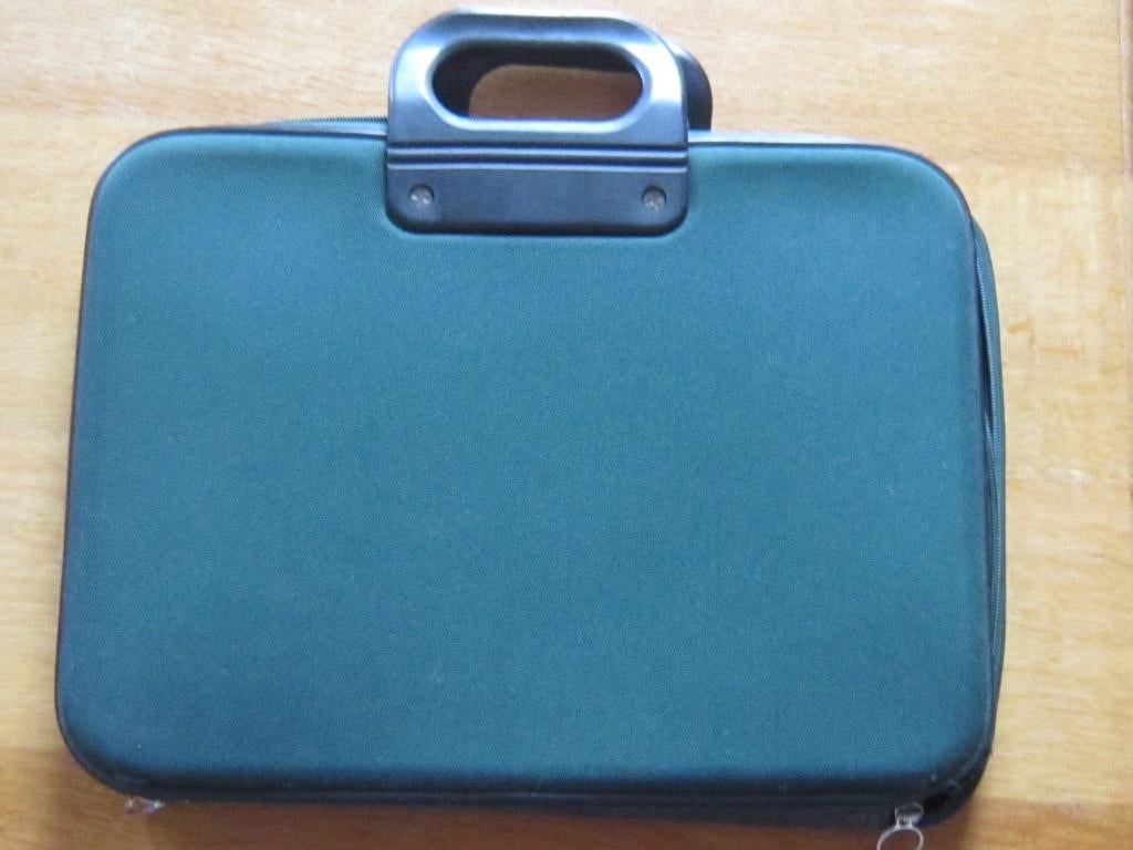 porte -documents, Bijoux, Sacs & Beauté, Sacs | Cartables, Enlèvement, Comme neuf