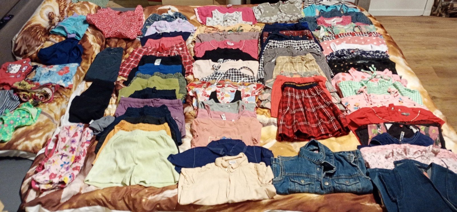 LOT vêtement Fille 6 ans 74 pièces Très bon état général (4), Enlèvement, Utilisé, Fille