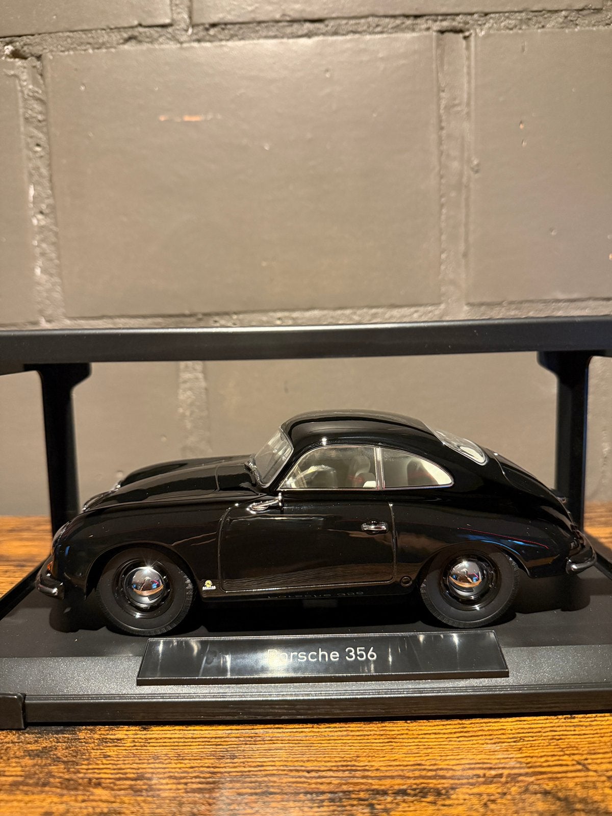 Porsche 356A, Hobby & Loisirs créatifs, Voitures miniatures | 1:18, Enlèvement, Comme neuf, Norev