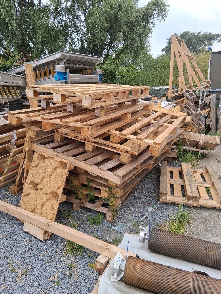 Gratis proper houtafval, Doe-het-zelf en Bouw, Hout en Planken, Ophalen, Gebruikt, Overige houtsoorten, Pallet