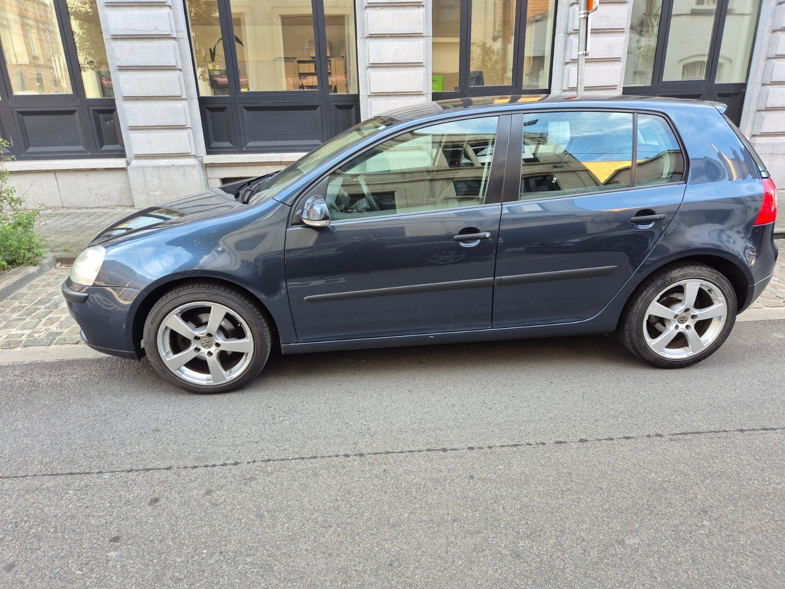 Volkswagen Golf V 1.9TDi 77kw Prêt à immatriculé, Achat, Boîte manuelle, 5 portes, Tissu