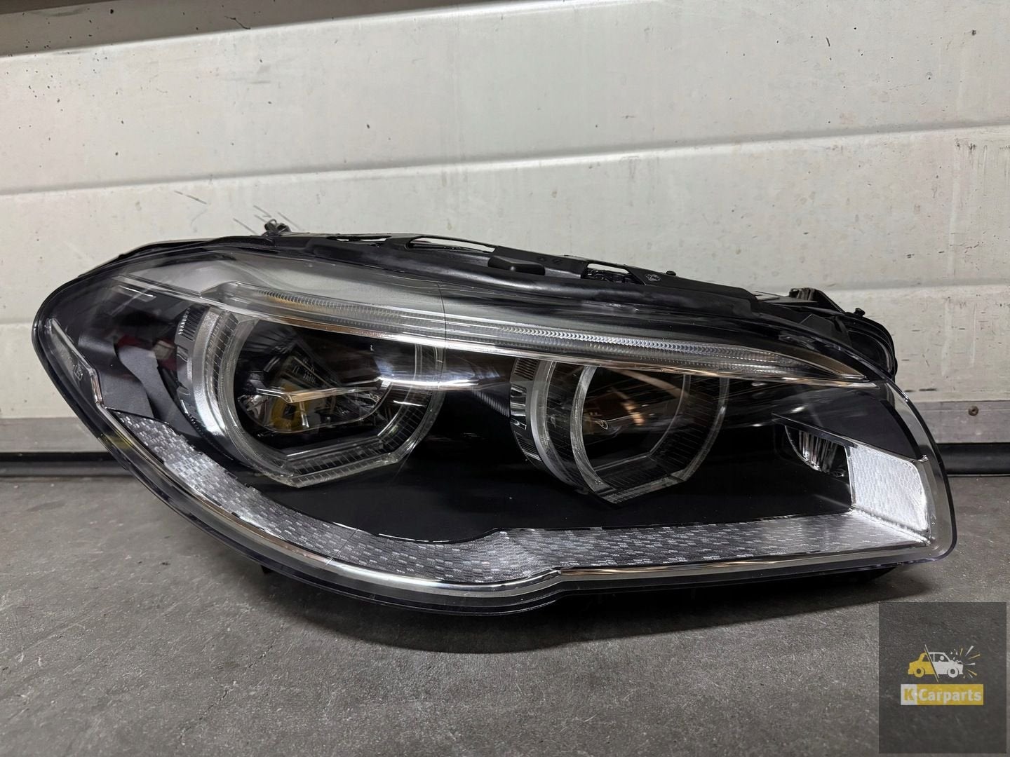 7352481, BMW S rie 5 F10 F11 Phare droit adaptatif LED compl, Autos : Pièces & Accessoires, Éclairage, Petuelring 130
80788  Munich, DE