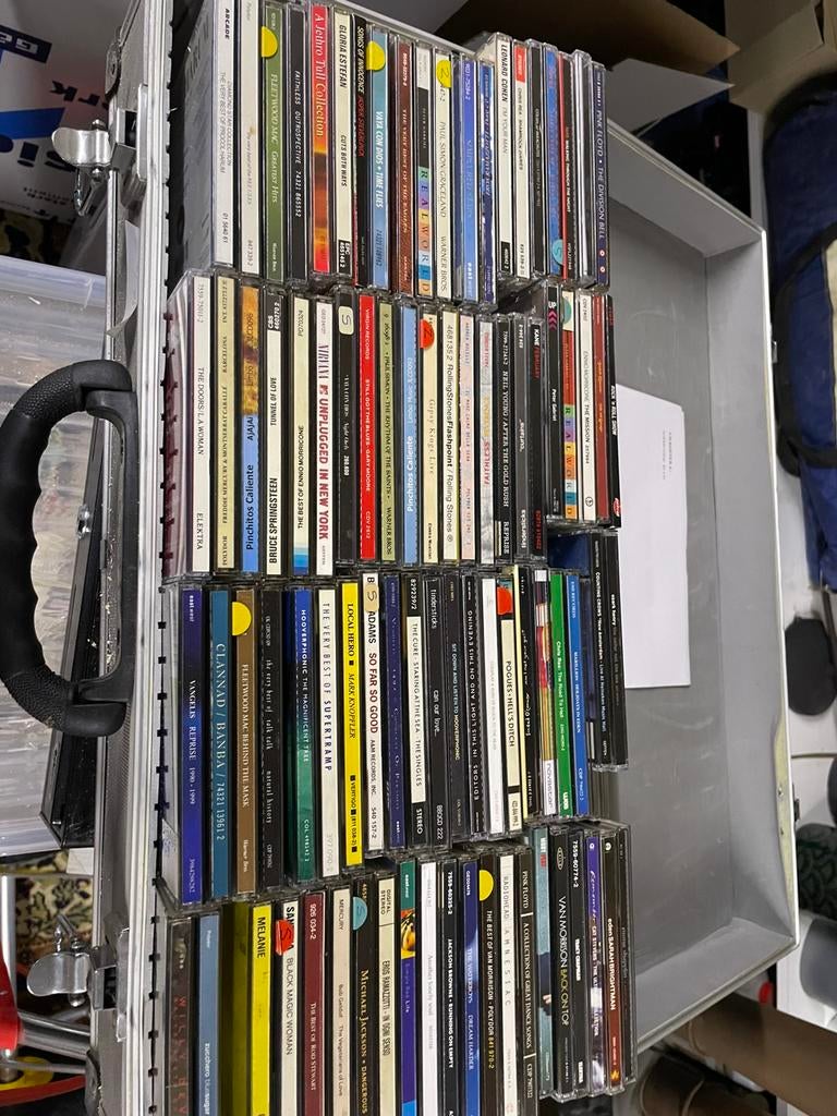 Koffer met cd ‘s  blues Duits Nederlands soul, Cd's en Dvd's, Ophalen, Zo goed als nieuw