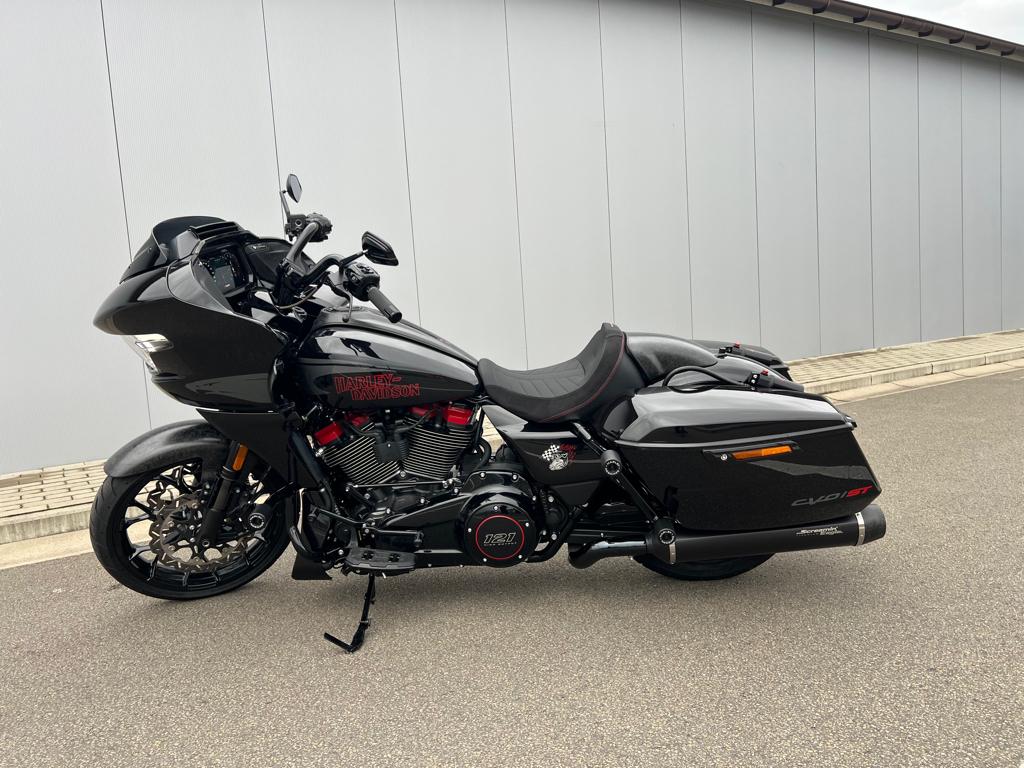 ROAD GLIDE CVO ST, Motoren, 2 cilinders, Chopper, Bedrijf, Meer dan 35 kW