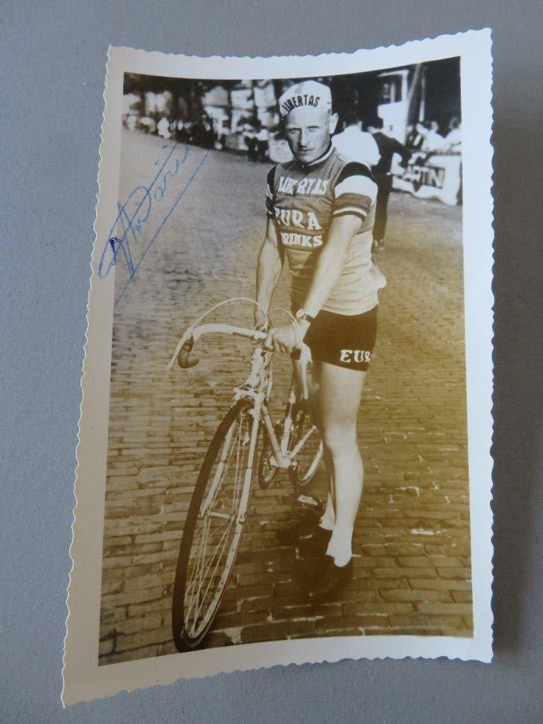 1959 wielrenner Jozef Mariën Zandhoven Eura Drinks Libertas, Enlèvement ou Envoi, Comme neuf, Affiche, Image ou Autocollant