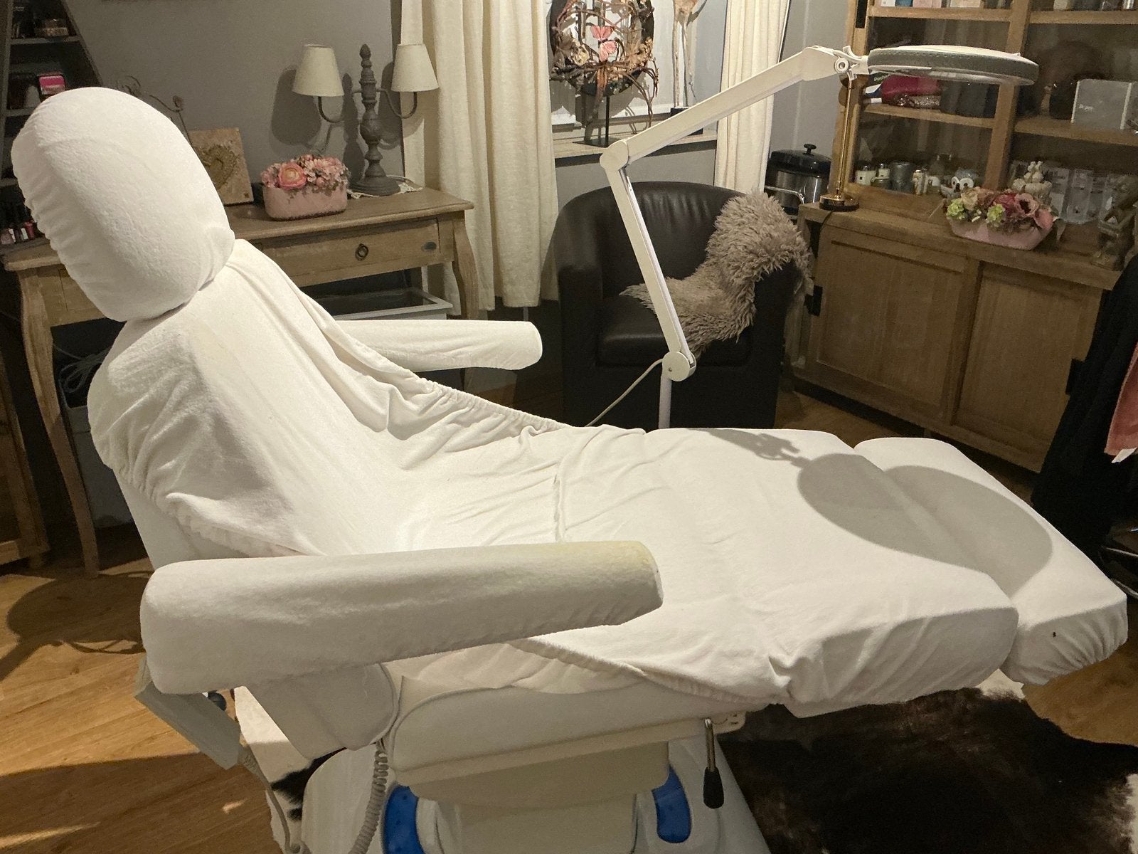 Professioneel materiaal voor schoonheidsbehandelingen, Sport en Fitness, Massageproducten, Ophalen, Gebruikt, Massagetafel
