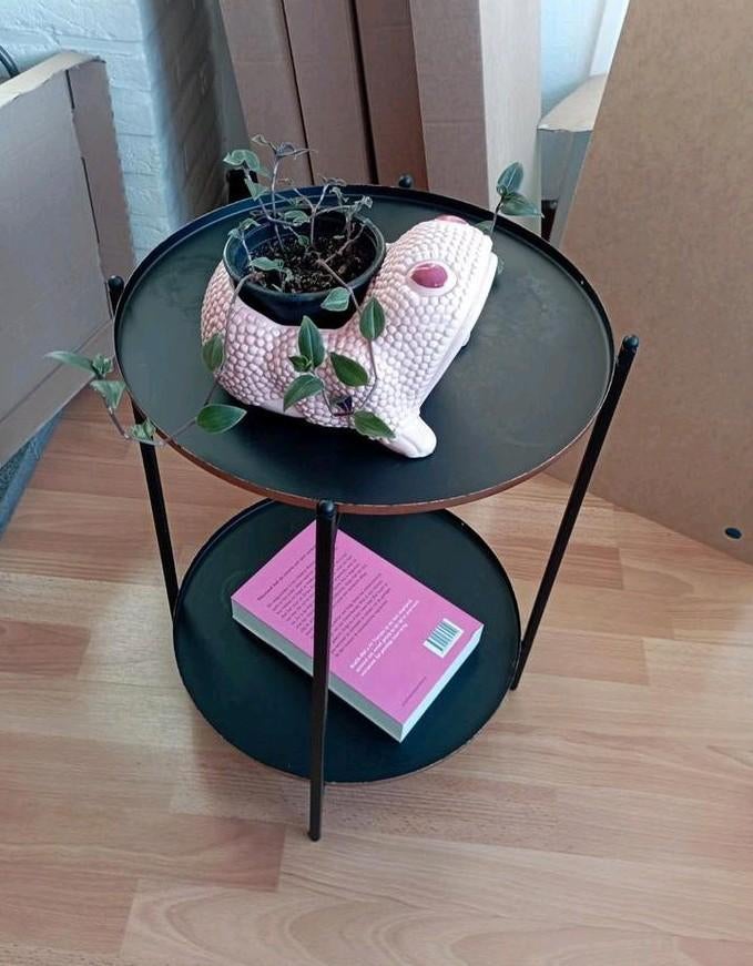 Bijzettafeltje met plateaus, Ophalen