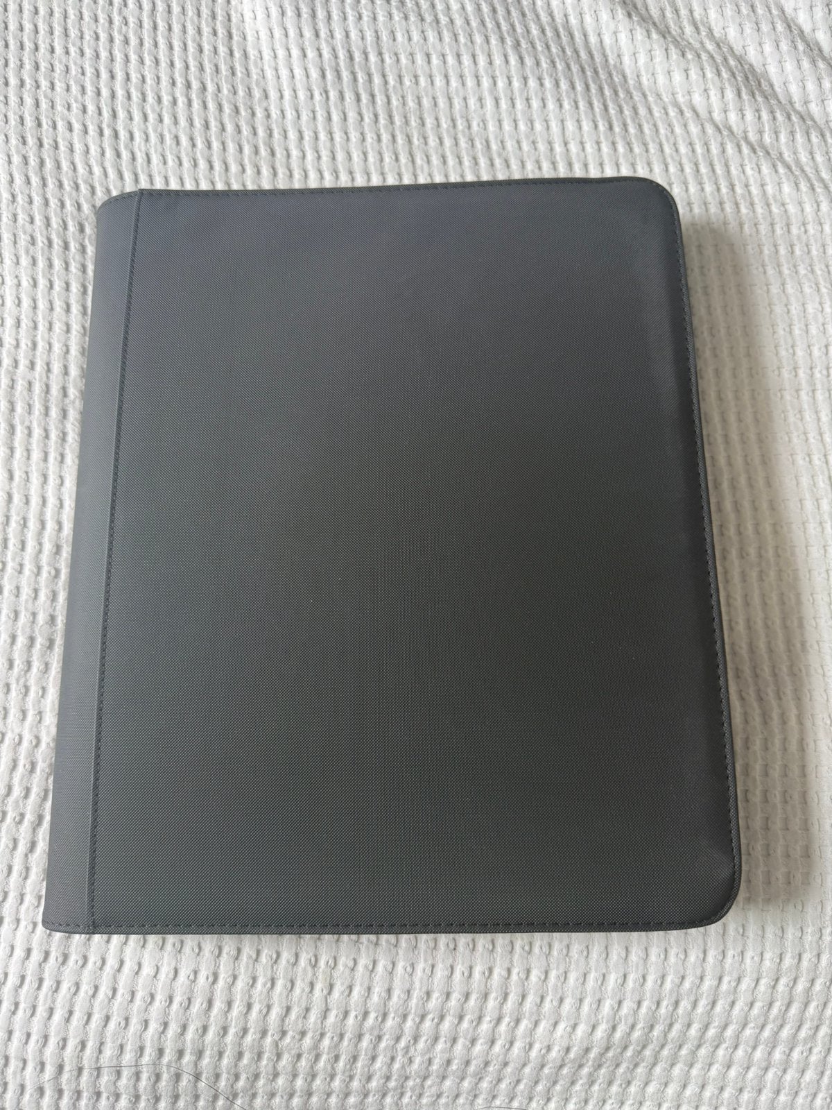 Reliure noire à chargement par le haut, Enlèvement, Utilisé, Livre ou Catalogue, Foil