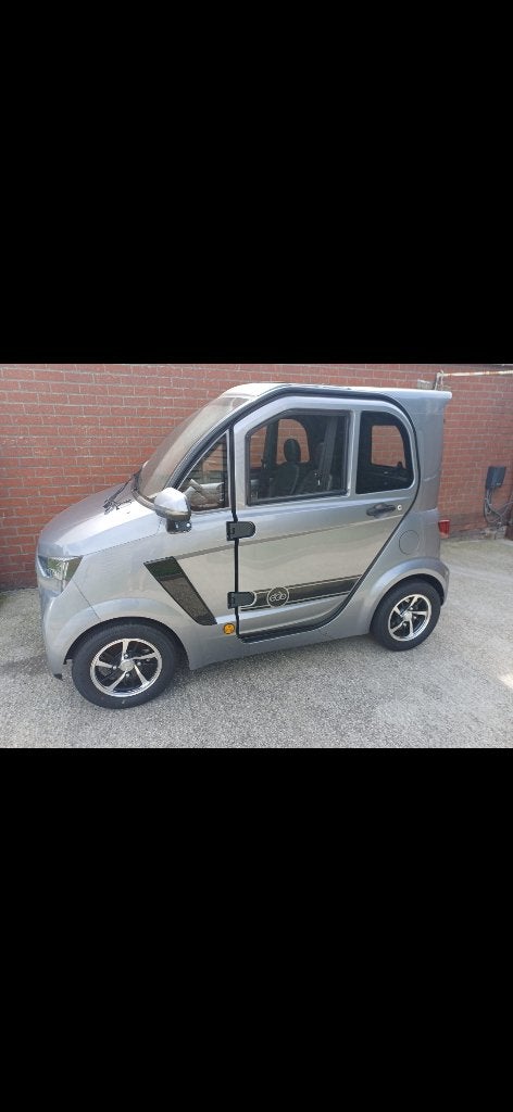 brommobiel, Auto's, Automaat, Stof, Elektrisch, Grijs