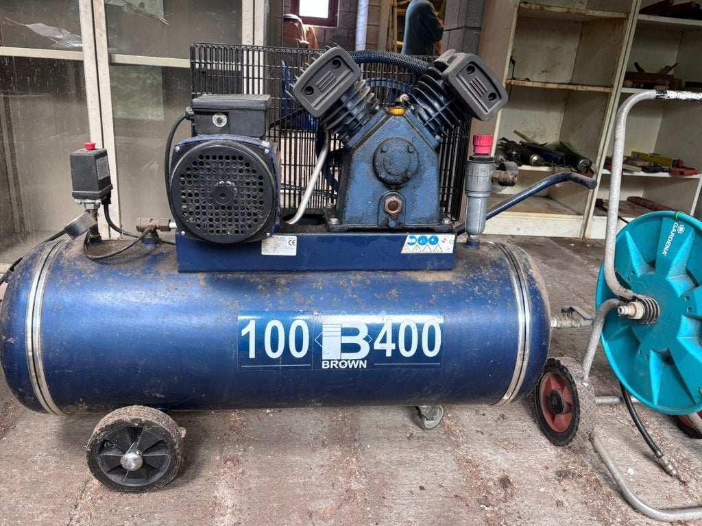 Compressor 'Brown - K100400', Doe-het-zelf en Bouw, Ophalen, Gebruikt, 6 tot 10 bar, Minder dan 200 liter/min
