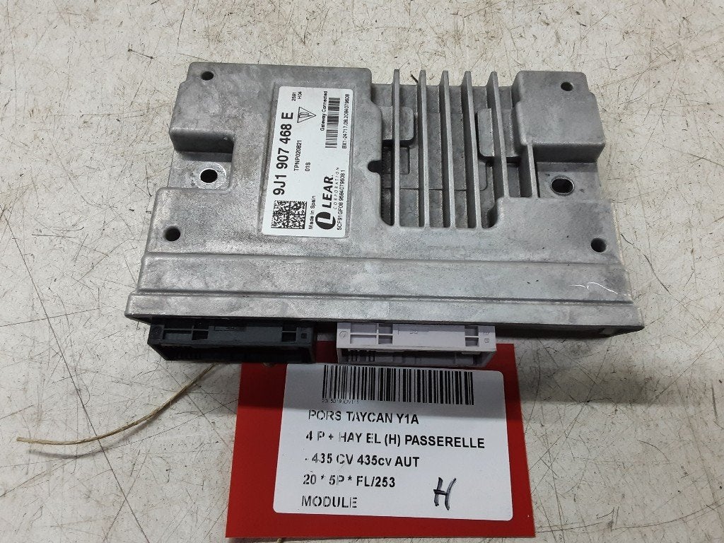 UNITE ELECTRONIQUE Porsche Taycan (Y1A) (9J1907468E), Utilisé, Rue de l'Espoir 34 34
4030  GRIVEGNÉE, BE, Info@Collignon.be, Mevr. I. Hauben