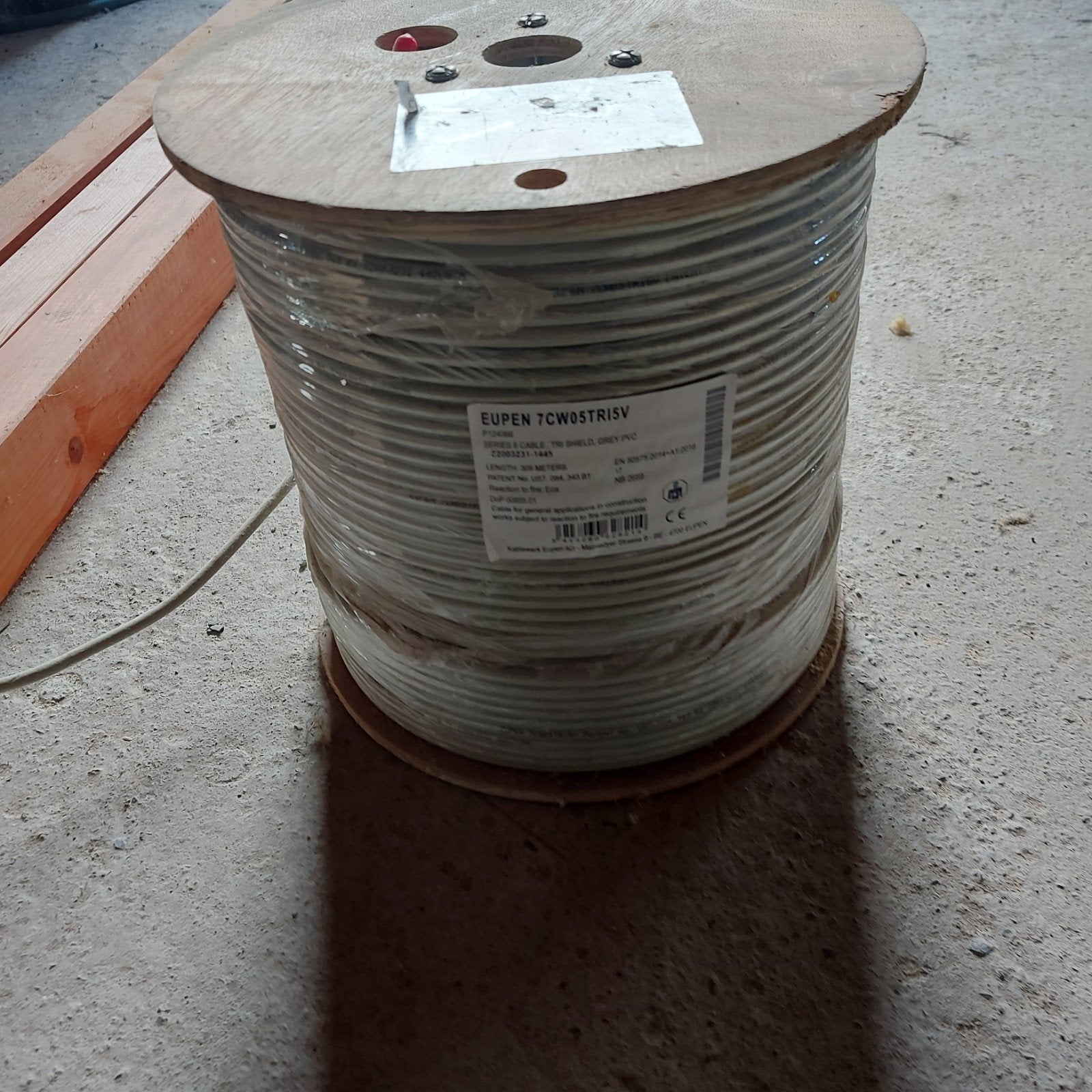 Cable rg6 bobine neuve, Enlèvement