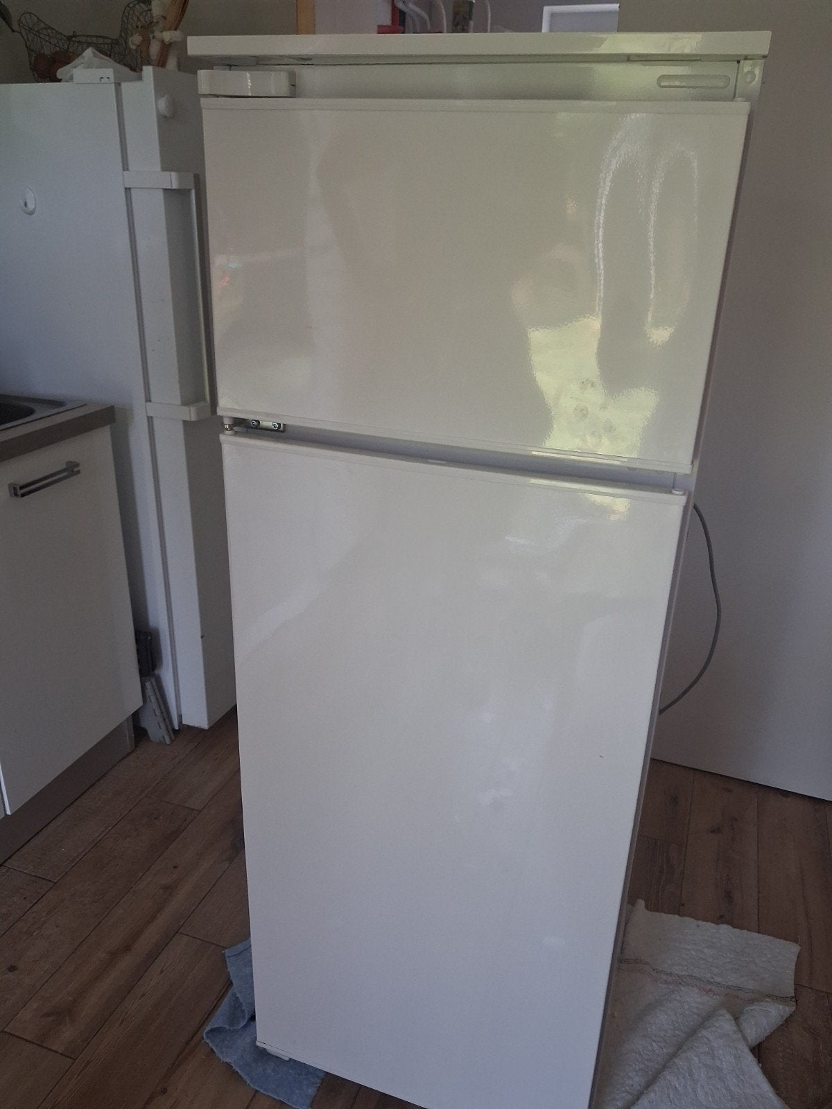 Frigo encastra avec congelateur  hauteur 144 cm largeur 52cm, Elektronische apparatuur, Koelkasten en IJskasten, Ophalen