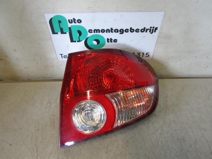 Feu arrière droit d'un Hyundai Getz (Getz 03-), Autos : Pièces & Accessoires, Éclairage, Hyundai, Utilisé, 3 mois de garantie