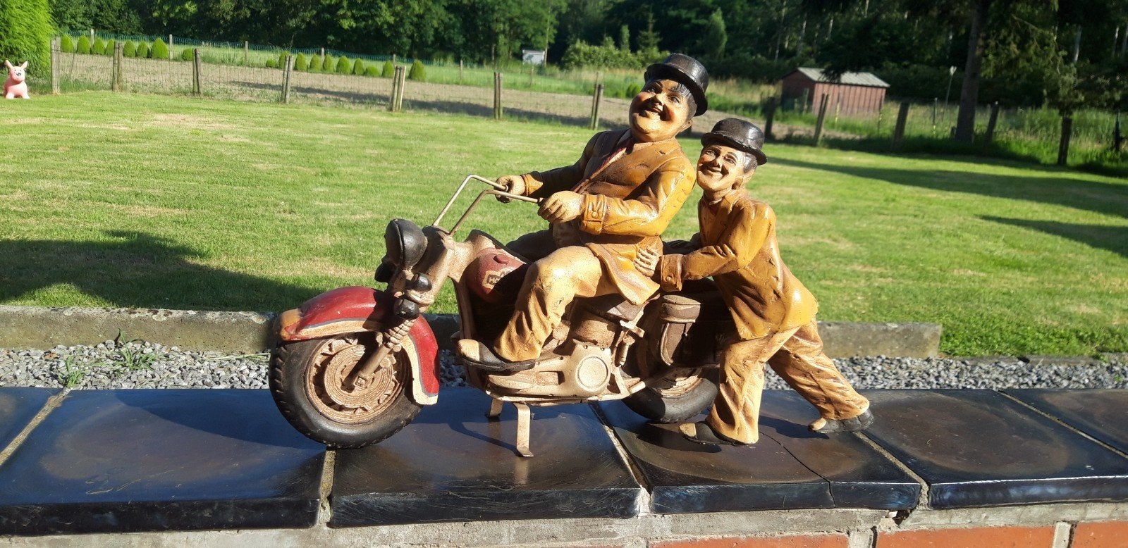 Laurel en Hardy op moto, Ophalen of Verzenden