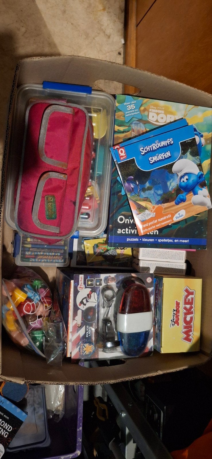 groot lot speelgoed 2 bananendozen vol, Diversen, Ophalen, Zo goed als nieuw