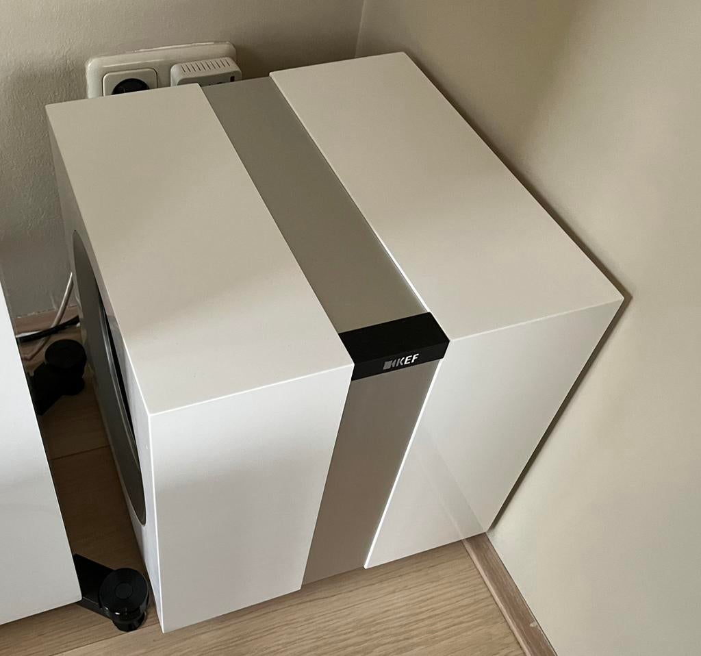 KEF R400b Actieve Subwoofer - 500W Klasse D - Wit, Ophalen, Zo goed als nieuw, Center speaker