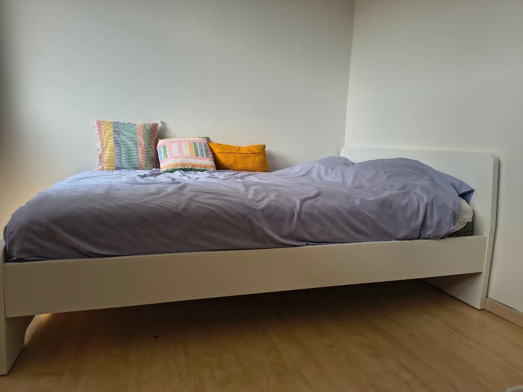 Ikea bed, Huis en Inrichting, Slaapkamer | Bedden, Gebruikt, 140 cm, 200 cm, Wit, Ophalen
