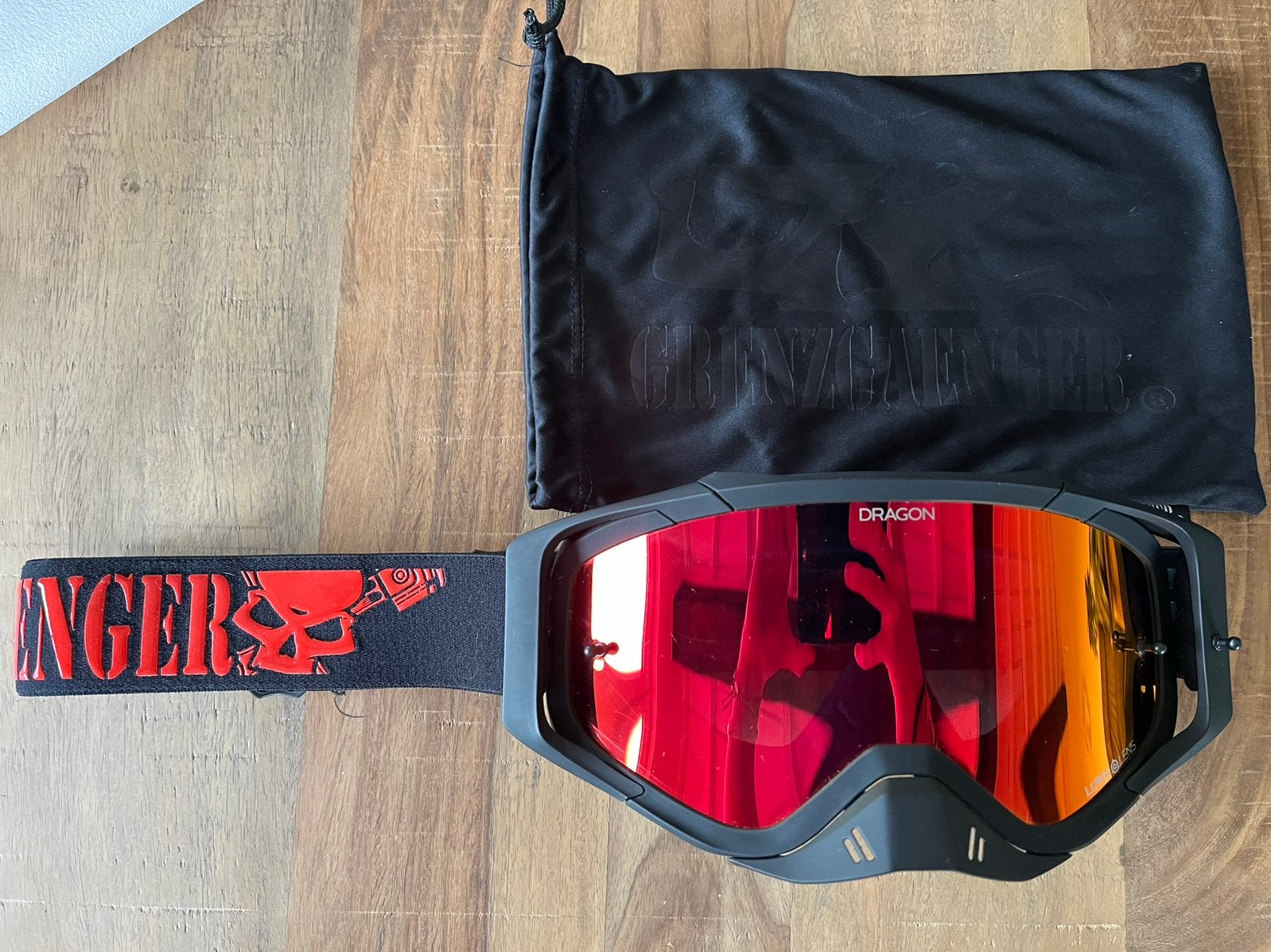 Lunettes de motocross - lentille luma - état neuf, Enlèvement, Seconde main, Femmes, Vêtements de motocross