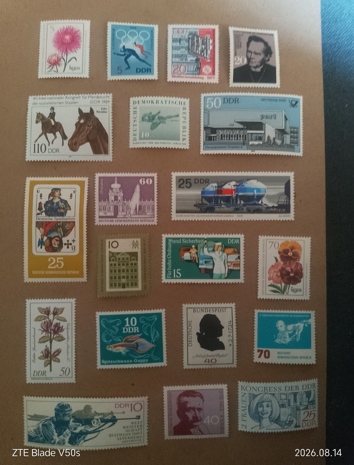 20 postzegels historische, Ophalen of Verzenden