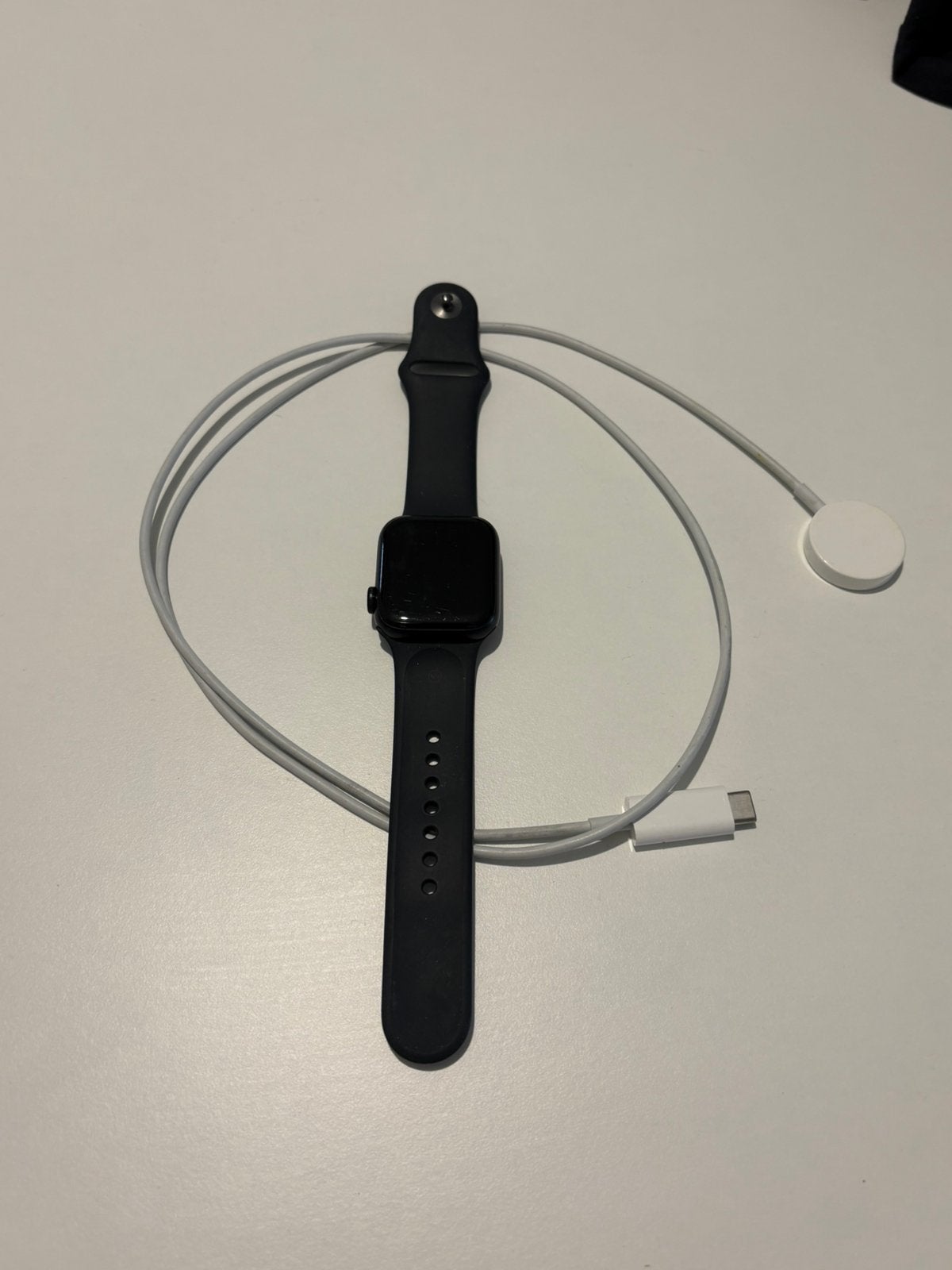 Montre Apple SE 2022 40 mm, Enlèvement ou Envoi, Comme neuf