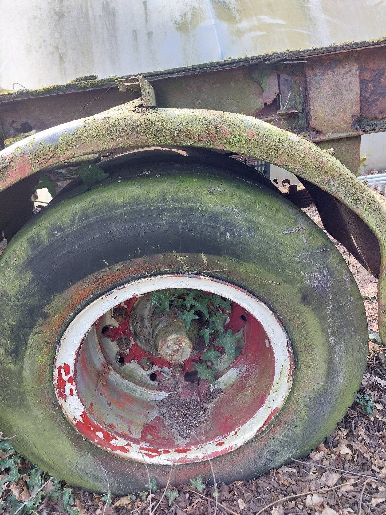 Te koop zware landbouwassen., Doe-het-zelf en Bouw, Zwenkwielen, Ophalen, Gebruikt