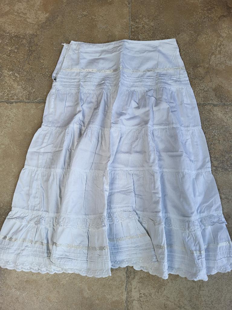 Mooie lange witte rok mt 42, Wit, Maat 42/44 (L), Ophalen of Verzenden, Gedragen