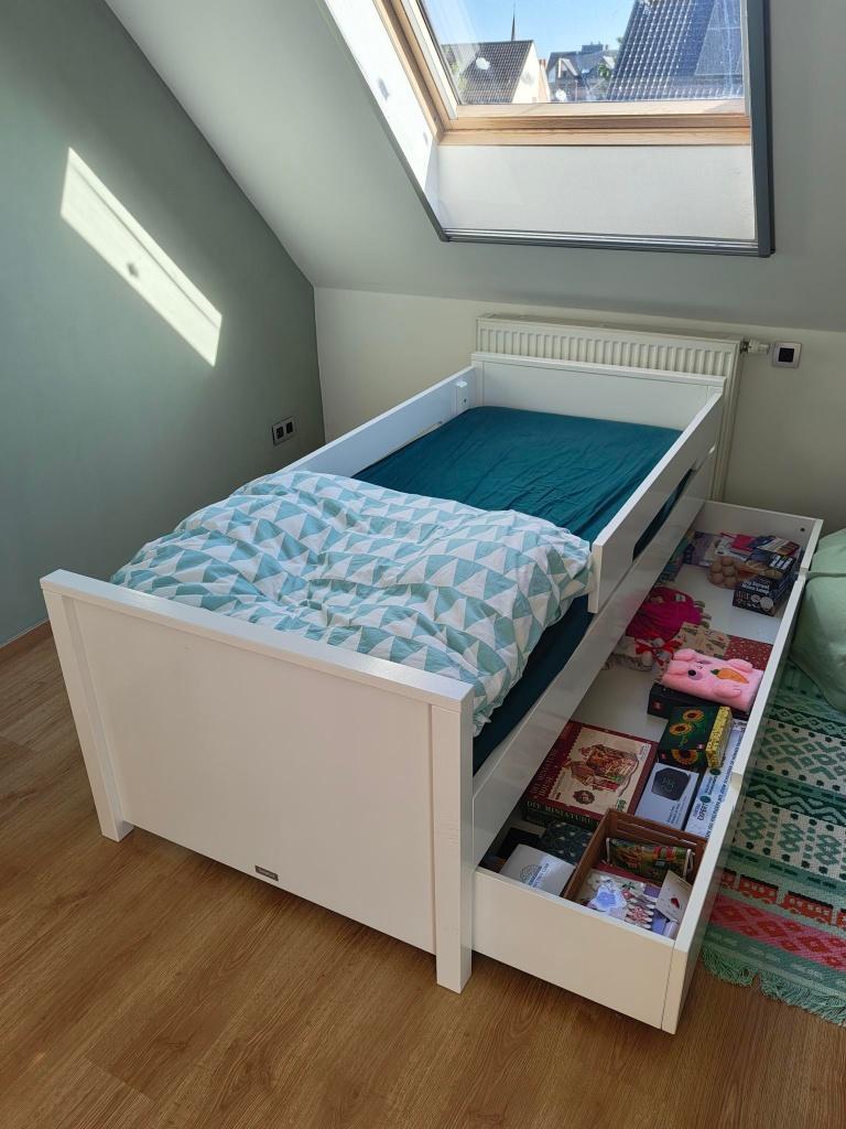 Bed Bopita Jonne (90 x 200) met lade en matras, 85 tot 100 cm, Zo goed als nieuw, 180 cm of meer, Ophalen