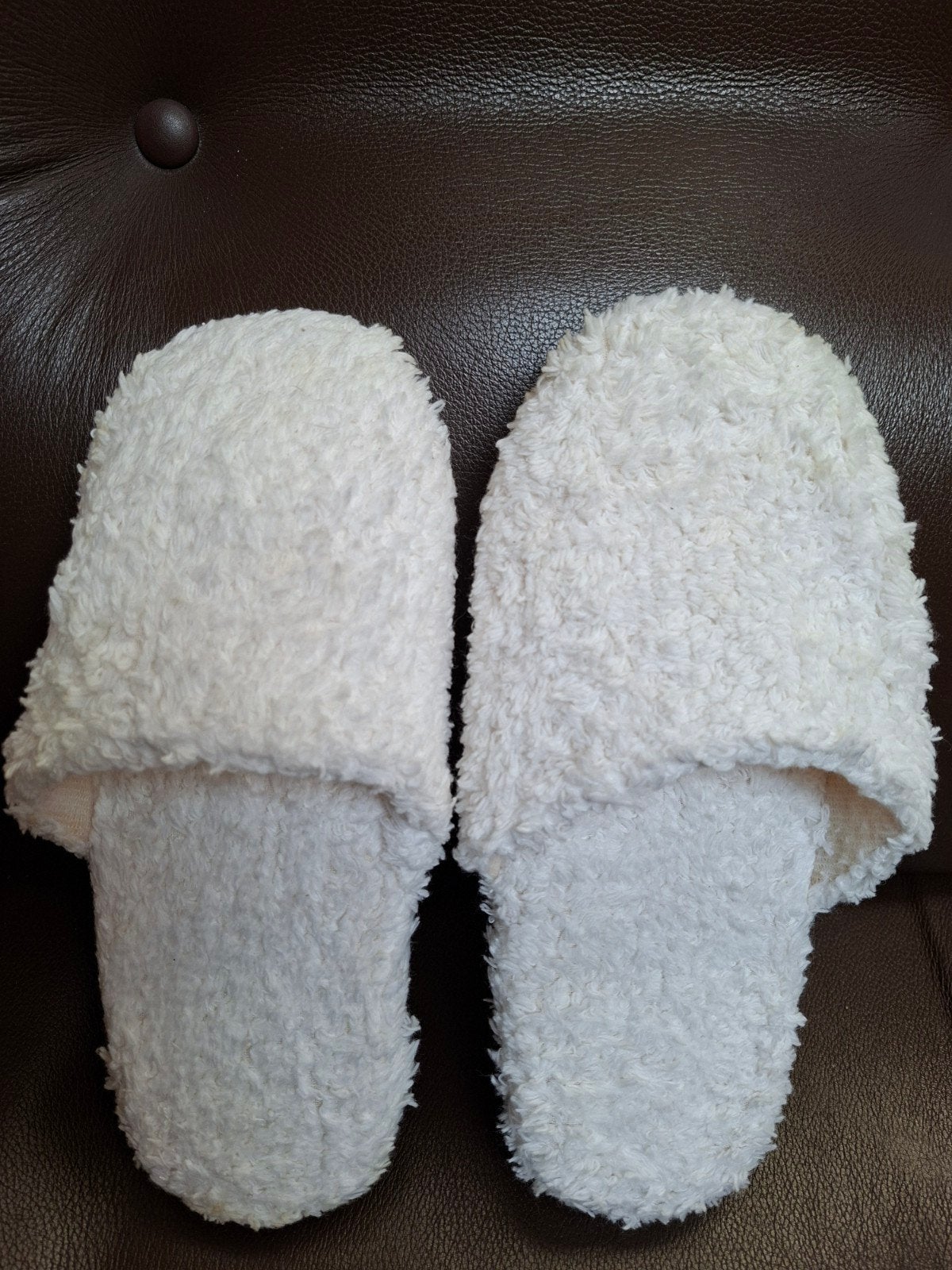 Pantoufles blanche. Taille unique. Neuf, Ophalen, Wit, Nieuw, Pantoffels of Sloffen