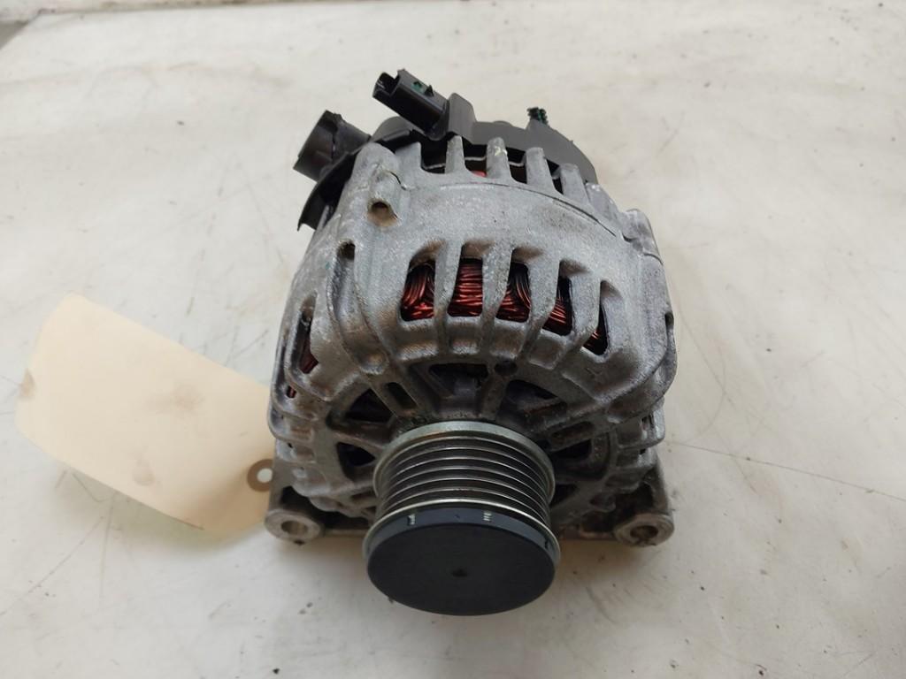 ALTERNATEUR V-Snaar Corsa F (UB / UH / UP) (|9835689480|), Autos : Pièces & Accessoires, Valeo, Opel, Utilisé, 100, rue de Courcelles
75017  Paris, FR