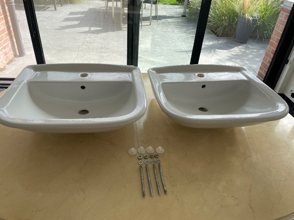 Lot de 2 lavabos Villeroy&Boch, Enlèvement, Utilisé, Lavabo
