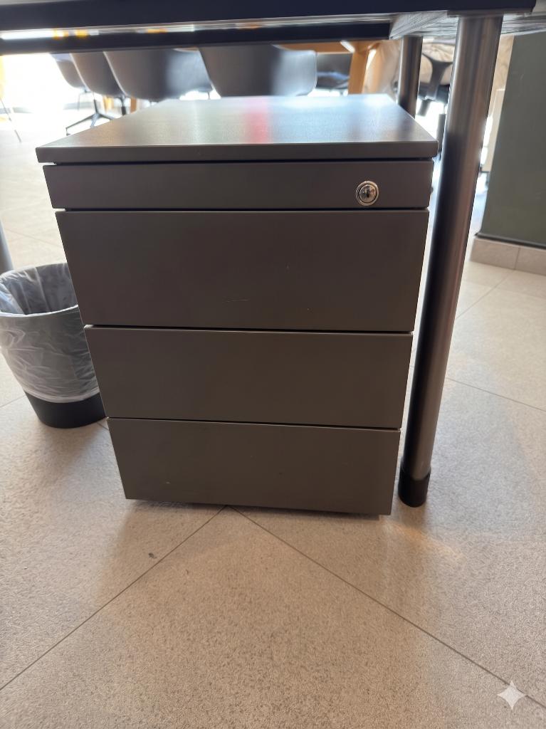 2 Ladekasten op wielen, Archief en Opbergen, Ophalen, Gebruikt, Kast