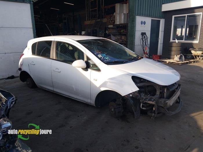 Pare-brise d'un Opel Corsa, -, -, Opel, 3 mois de garantie