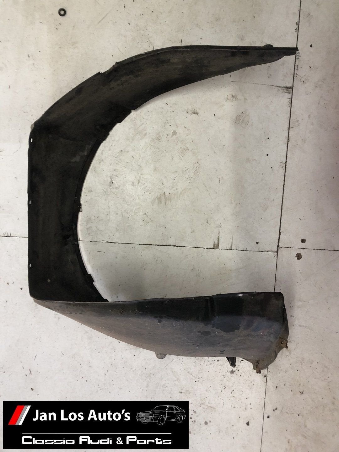 Audi V8 modderkuip rechts, Gebruikt, -, Voor, -