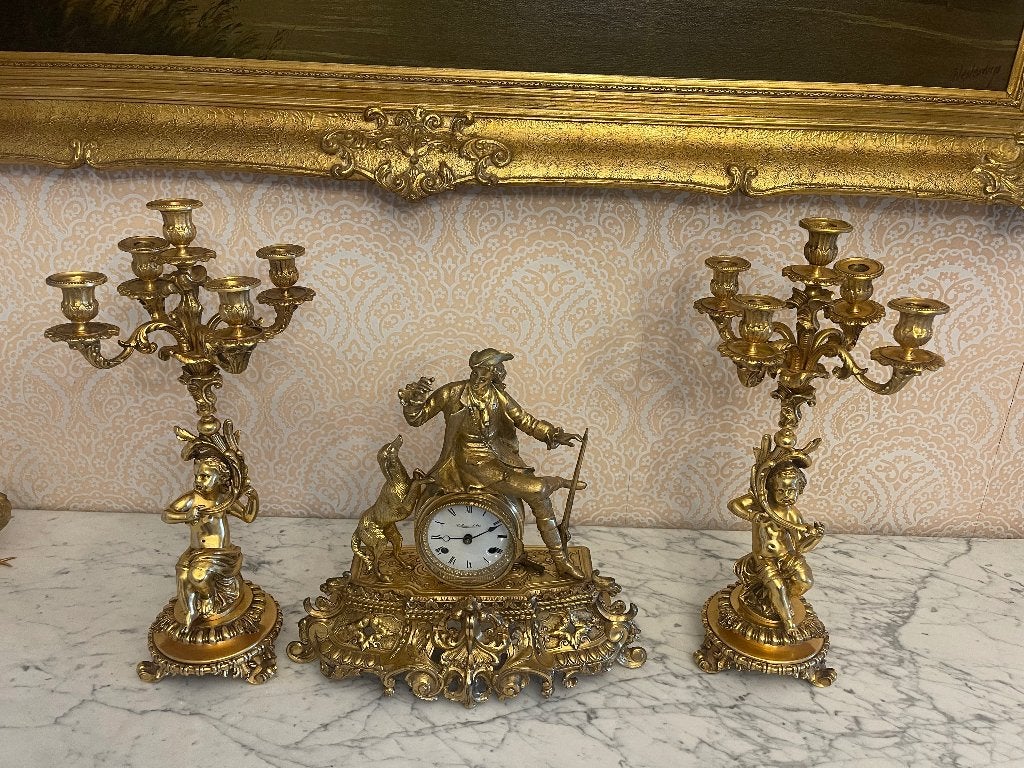 Bronzen klok en kandelaars, Ophalen, Brons