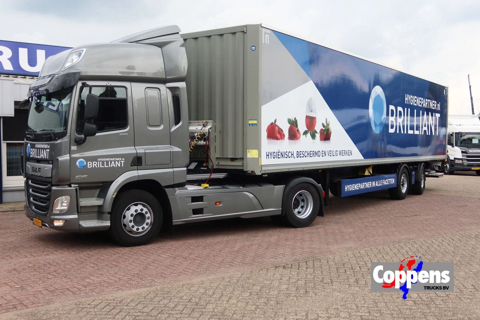 DAF CF 370 FT Trekker+Krone stuur as trailer. 2 Asser, Auto's, Vrachtwagens, Automaat, Bedrijf, Diesel, DAF