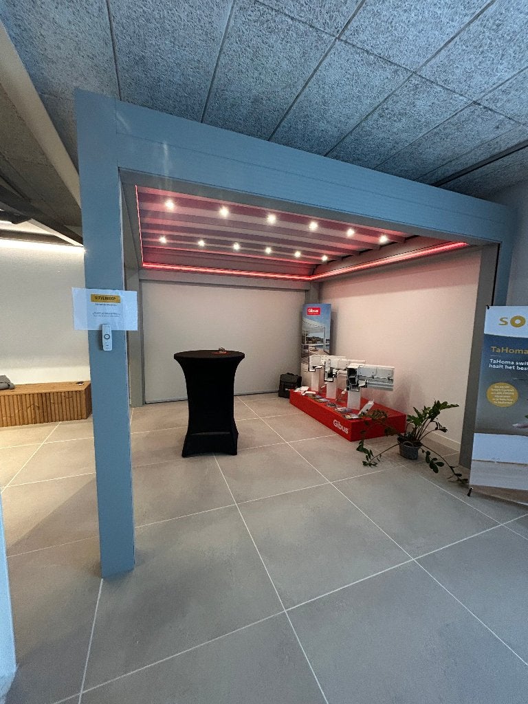 Showroommodel: Gibus Azimut vrijstaande pergola, Tuin en Terras, Ophalen, Zo goed als nieuw, Overige typen