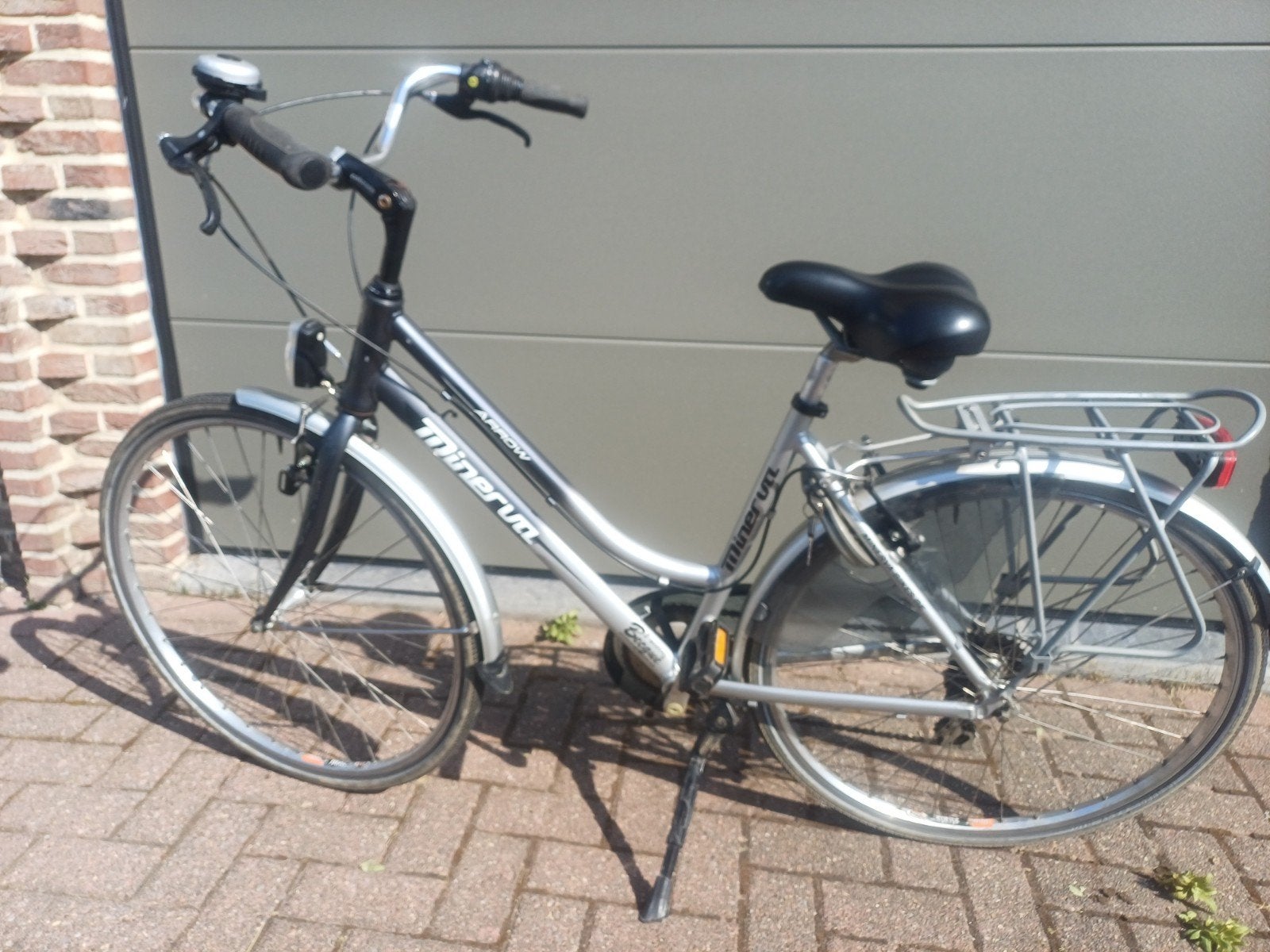 damesfiets Minerva 7verersnellingen, Ophalen