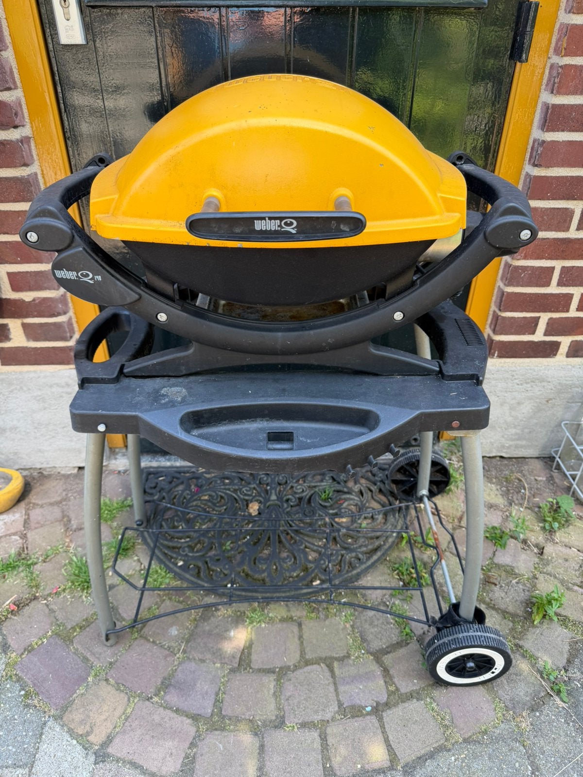 Weber elektrische bbq met verrijdbaar onderstel igst, Tuin en Terras, Elektrische barbecues, Ophalen, Gebruikt