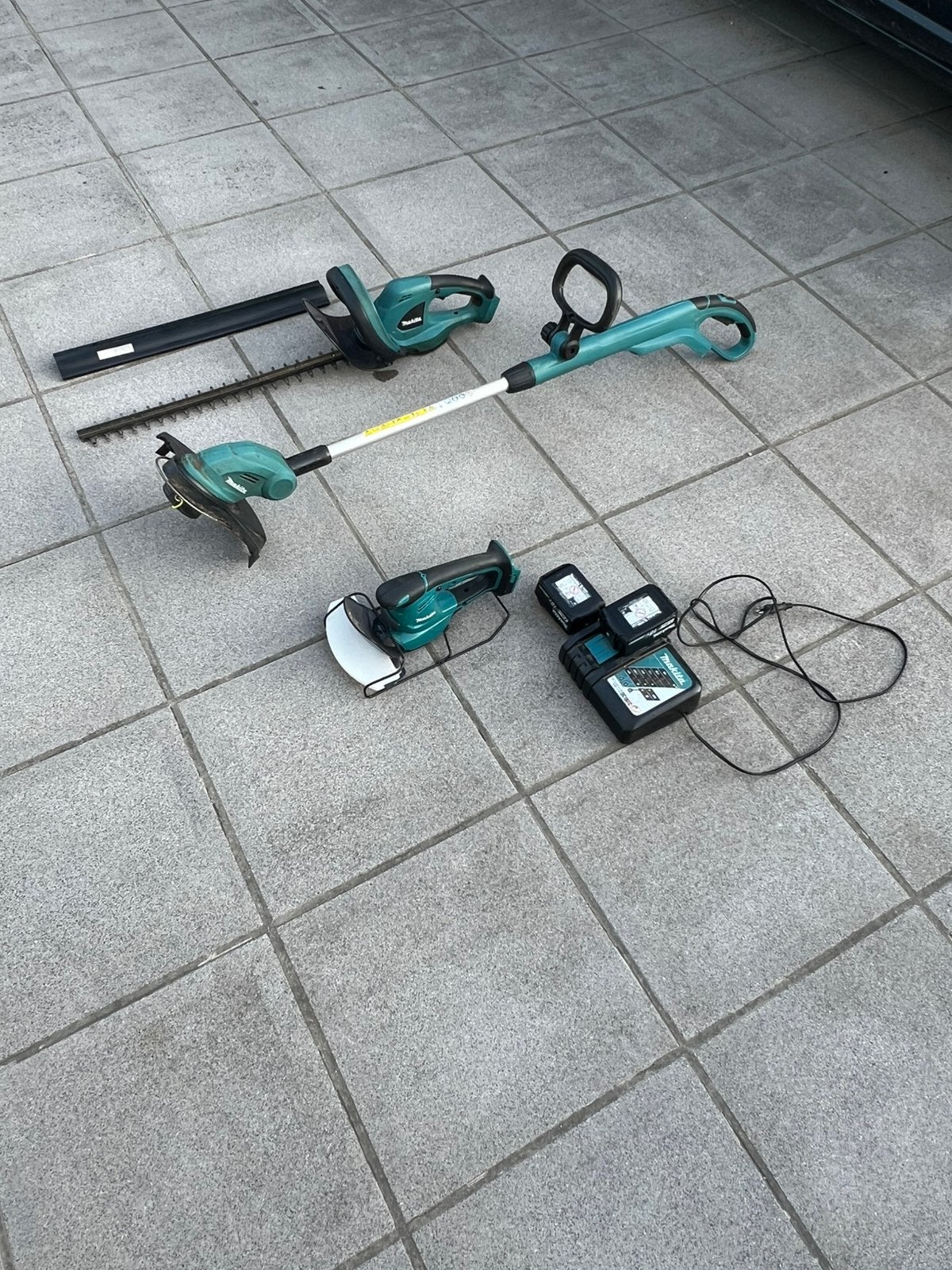 Makita tuinset– 3 toestellen, Tuin en Terras, Ophalen, Zo goed als nieuw, Accu