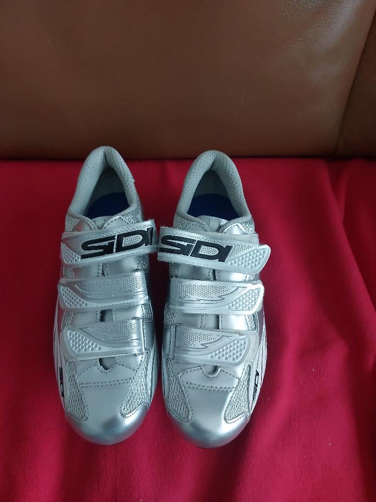Nieuw fietsschoenen merk Sidi Carbon millennium IIImaat 39, Fietsen en Brommers, Ophalen of Verzenden, Nieuw, Dames, Schoenen