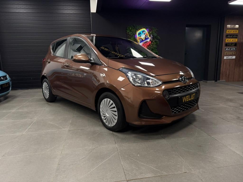 HYUNDAI i10 BENZINE 2018/EURO6/TOP STAAT, Bluetooth, Bruin, Bedrijf, I10