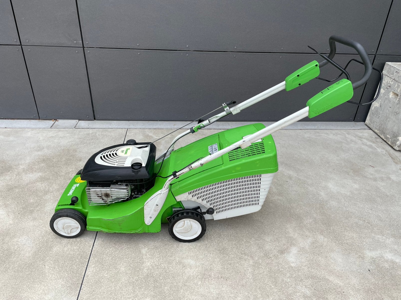 Viking MB 448 T tondeuse à gazon, Jardin & Terrasse, Tondeuses à gazon, Tondeuse rotative, Tondeuses à gazon à essence, 40 à 49 cm