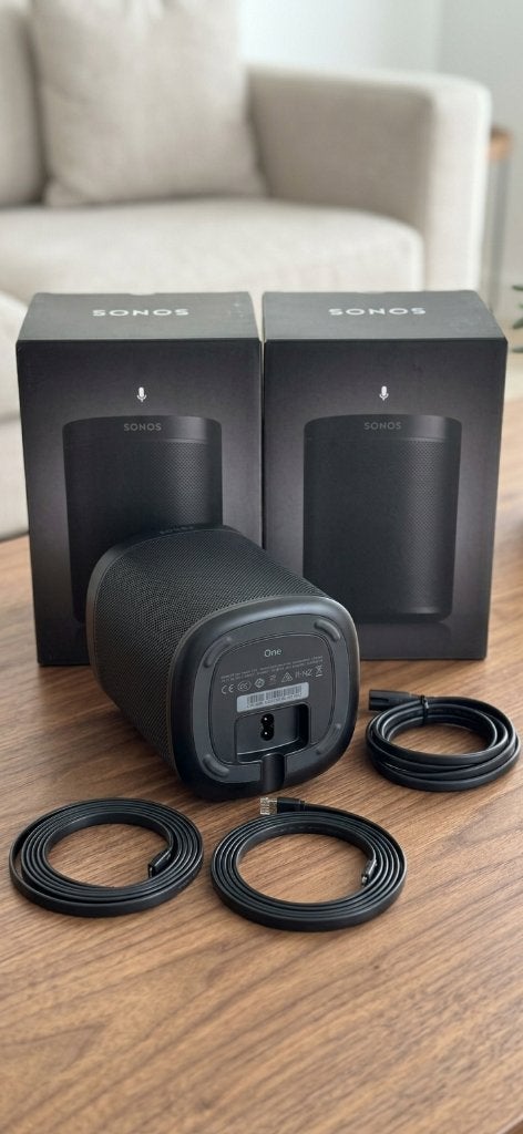 Lot 2 enceintes Sonos One (Gen 1) + Boîtes d'origine, TV, Hi-fi & Vidéo, Autres marques, 60 à 120 watts, Comme neuf, Enlèvement