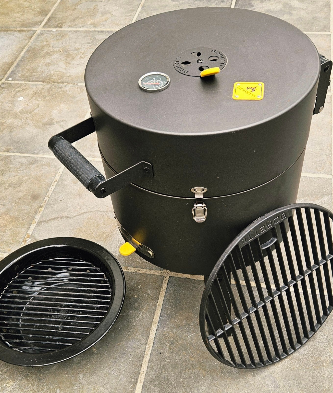 Boretti Tonello Portable Charcoal Barbecue – Zo goed als, Jardin & Terrasse, Barbecues au charbon de bois, Enlèvement