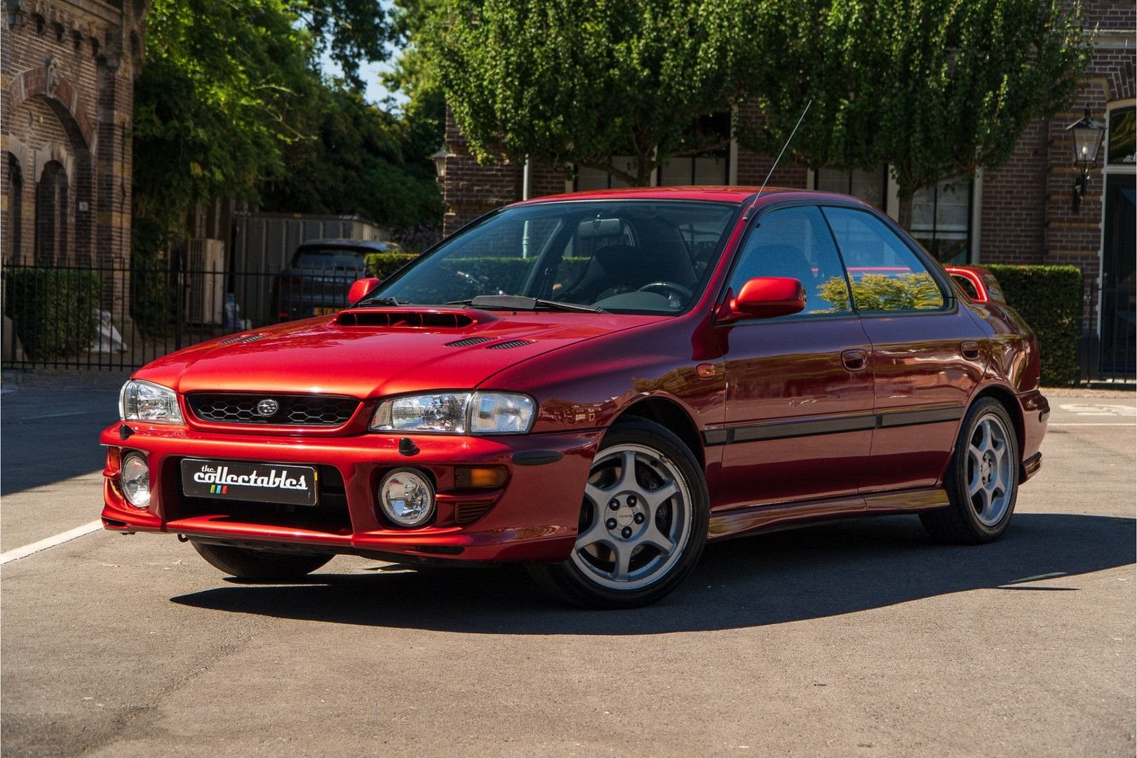Subaru Impreza 2.0 GT AWD Turbo origineel NL geleverd - 1e e, Auto's, Bedrijf, Grijs, Impreza, Onderhoudsboekje