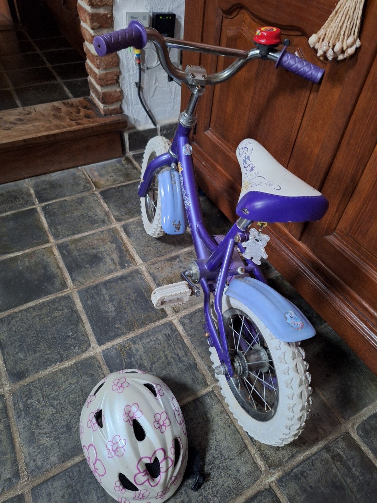 kinderfiets voor kindjes tussen 3 en 5 jaar, Fietsen en Brommers, Ophalen, Gebruikt, Terugtraprem, Pudd'n